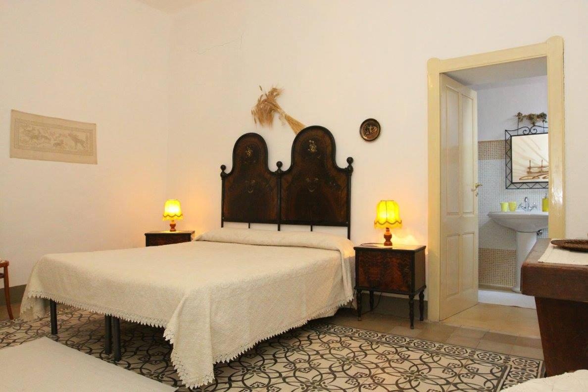 Bed and Breakfast Sa Pruninca à Villanova Monteleone Extérieur photo